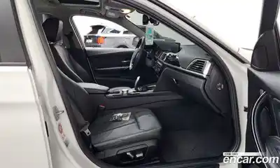 BMW 3-Series 2017 2.0 Автомат в Москве № 158129, миниатюра 11