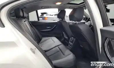 BMW 3-Series 2017 2.0 Автомат в Москве № 158129, миниатюра 12