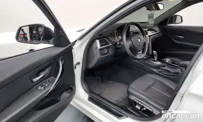 BMW 3-Series 2017 2.0 Автомат в Москве № 158129, миниатюра 10
