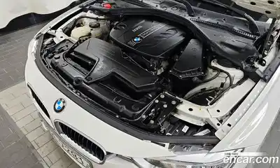 BMW 3-Series 2015 2.0 Автомат в Москве № 158599, миниатюра 6