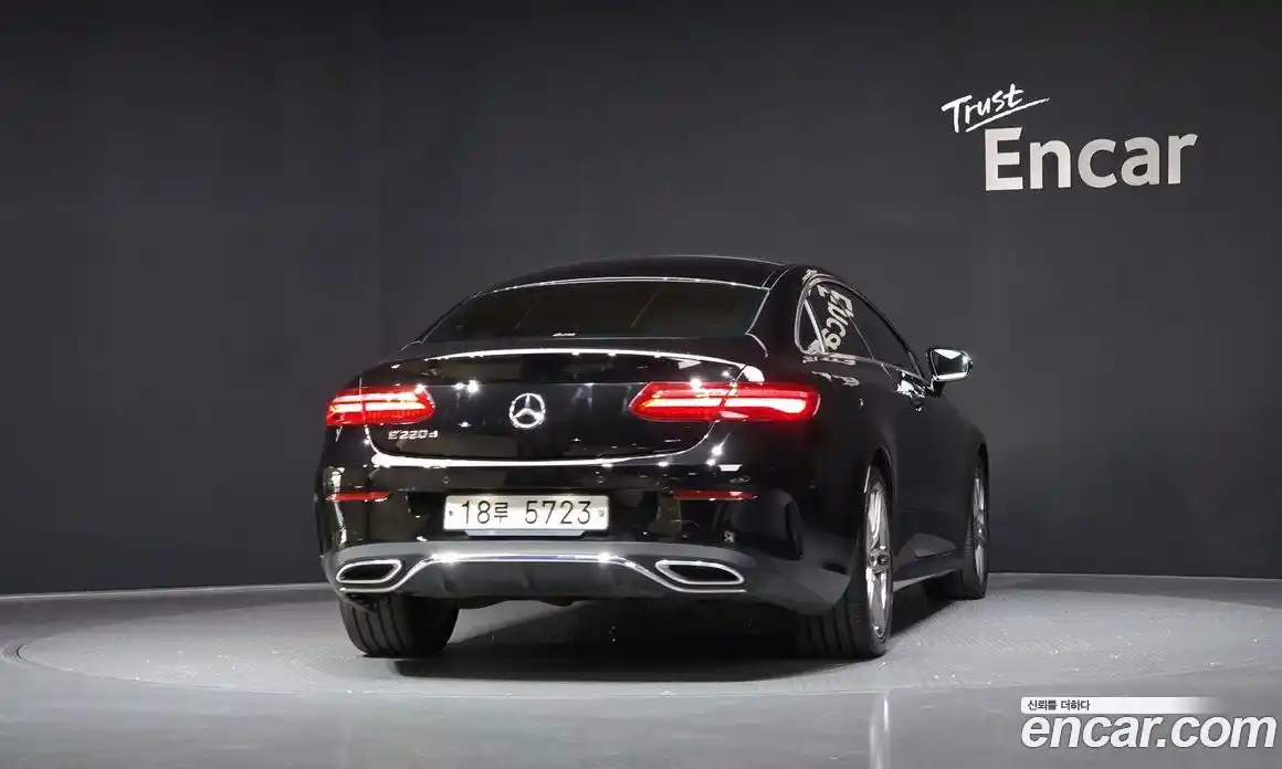 Mercedes-Benz E-Class 2019 1.9 Автомат в Москве № 160255, фото 12