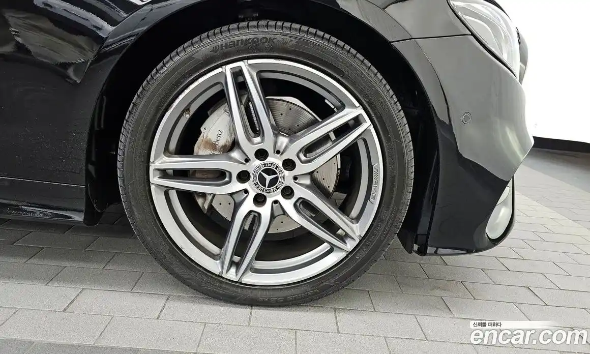 Mercedes-Benz E-Class 2019 1.9 Автомат в Москве № 160255, фото 14