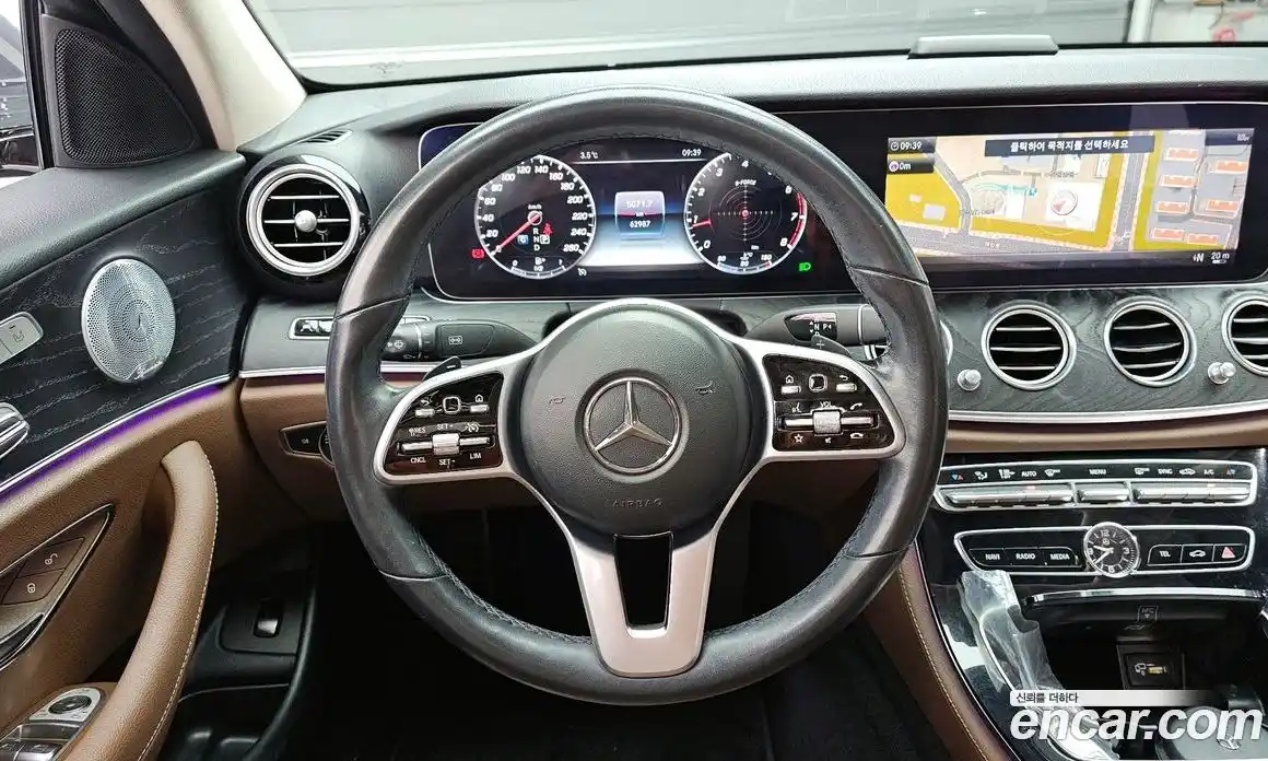 Mercedes-Benz E-Class 2019 2.0 Автомат в Москве № 160597, фото 16