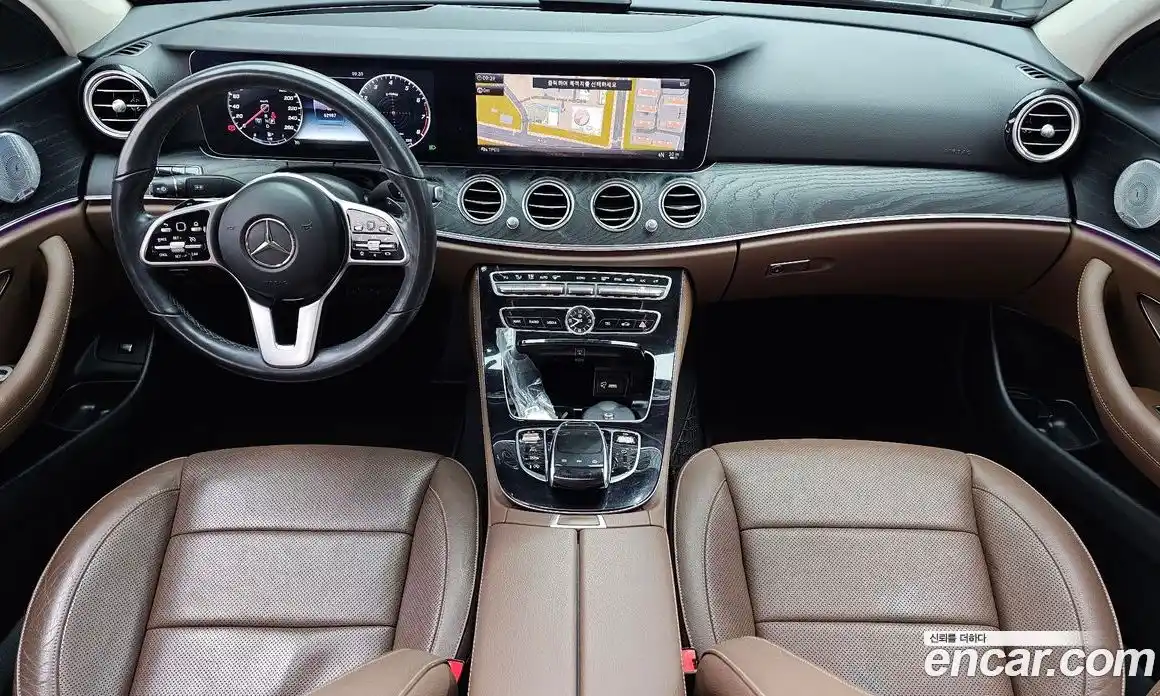 Mercedes-Benz E-Class 2019 2.0 Автомат в Москве № 160597, фото 17
