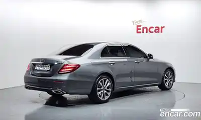 Mercedes-Benz E-Class 2019 2.0 Автомат в Москве № 160597, миниатюра 2