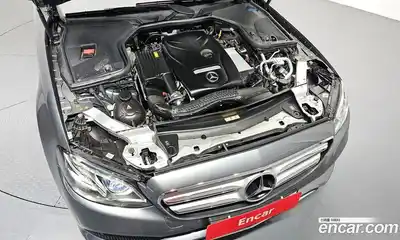 Mercedes-Benz E-Class 2019 2.0 Автомат в Москве № 160597, миниатюра 9
