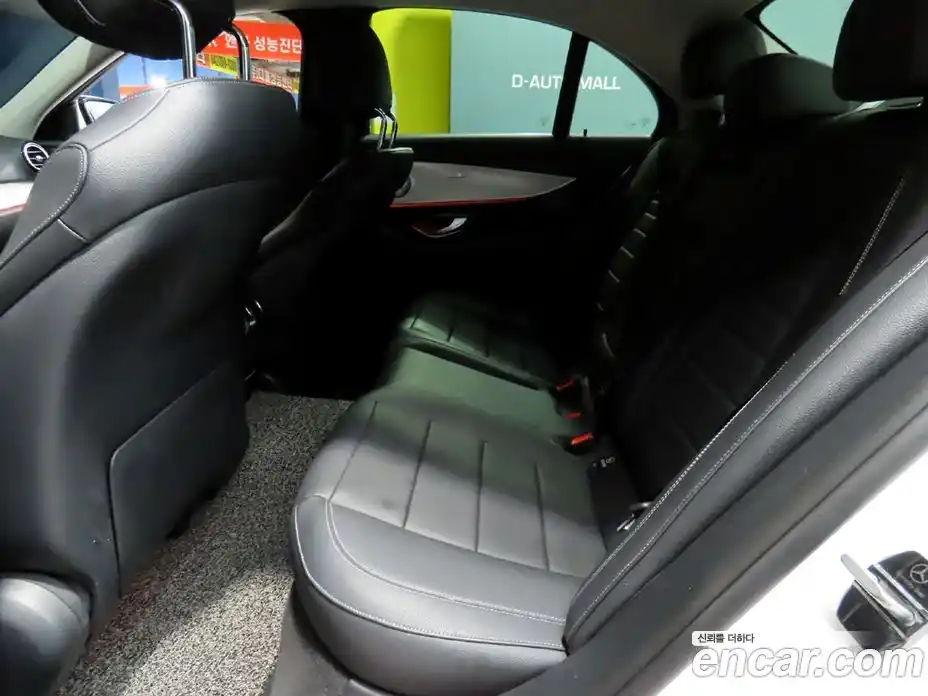Mercedes-Benz E-Class 2017 2.0 Автомат в Москве № 161521, фото 11