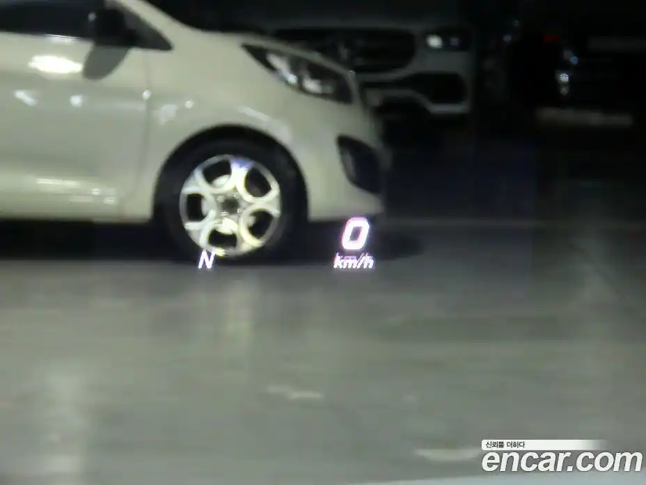 Mercedes-Benz E-Class 2017 2.0 Автомат в Москве № 161521, фото 16