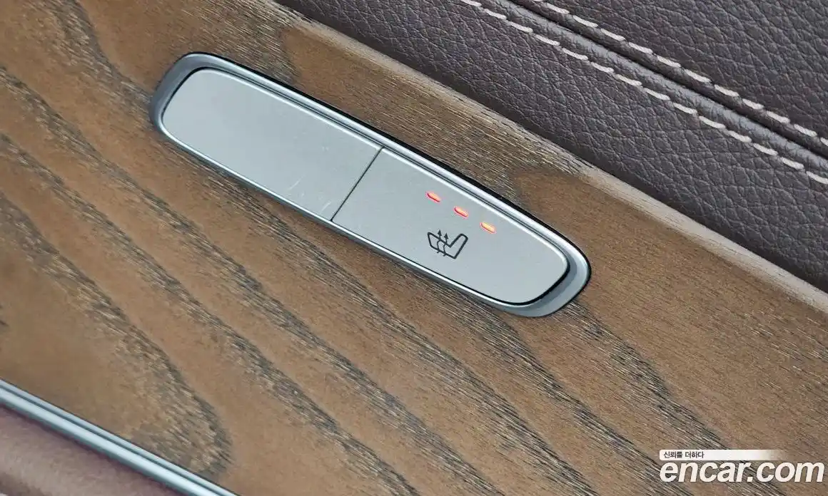 Mercedes-Benz E-Class 2019 1.9 Автомат в Москве № 161568, фото 17