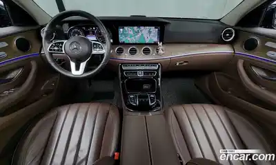 Mercedes-Benz E-Class 2019 1.9 Автомат в Москве № 161568, миниатюра 2