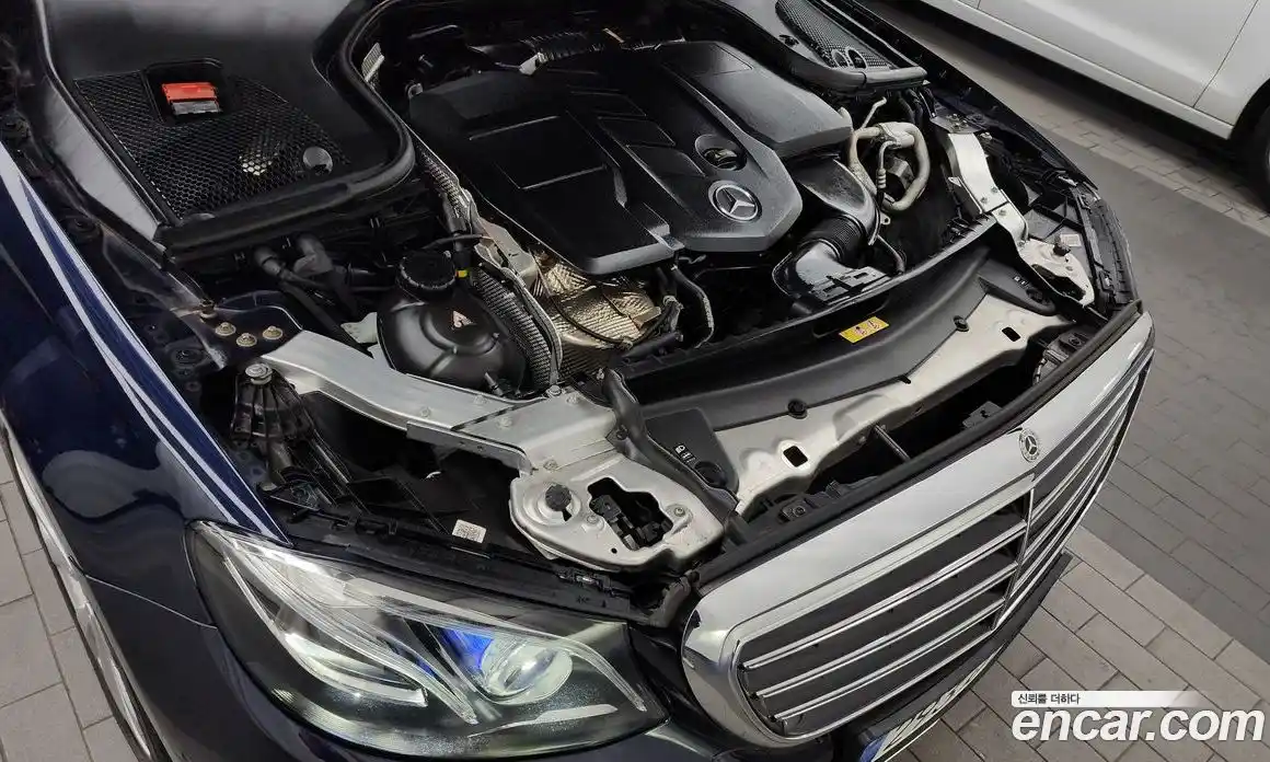 Mercedes-Benz E-Class 2019 1.9 Автомат в Москве № 161568, фото 9