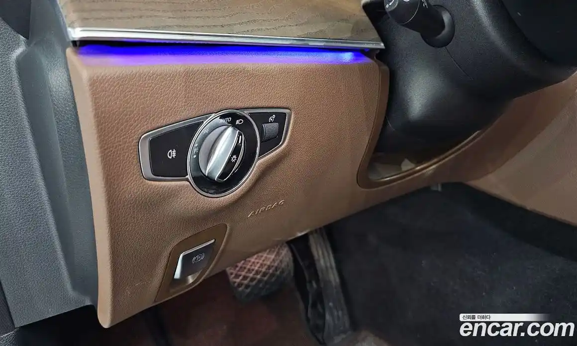 Mercedes-Benz E-Class 2023 2.0 Автомат в Москве № 161933, фото 13