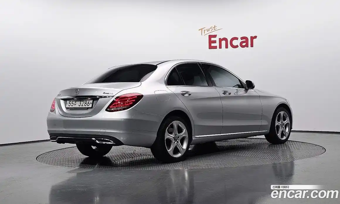 Mercedes-Benz C-Class 2018 2.0 Автомат в Москве № 162087, фото 17