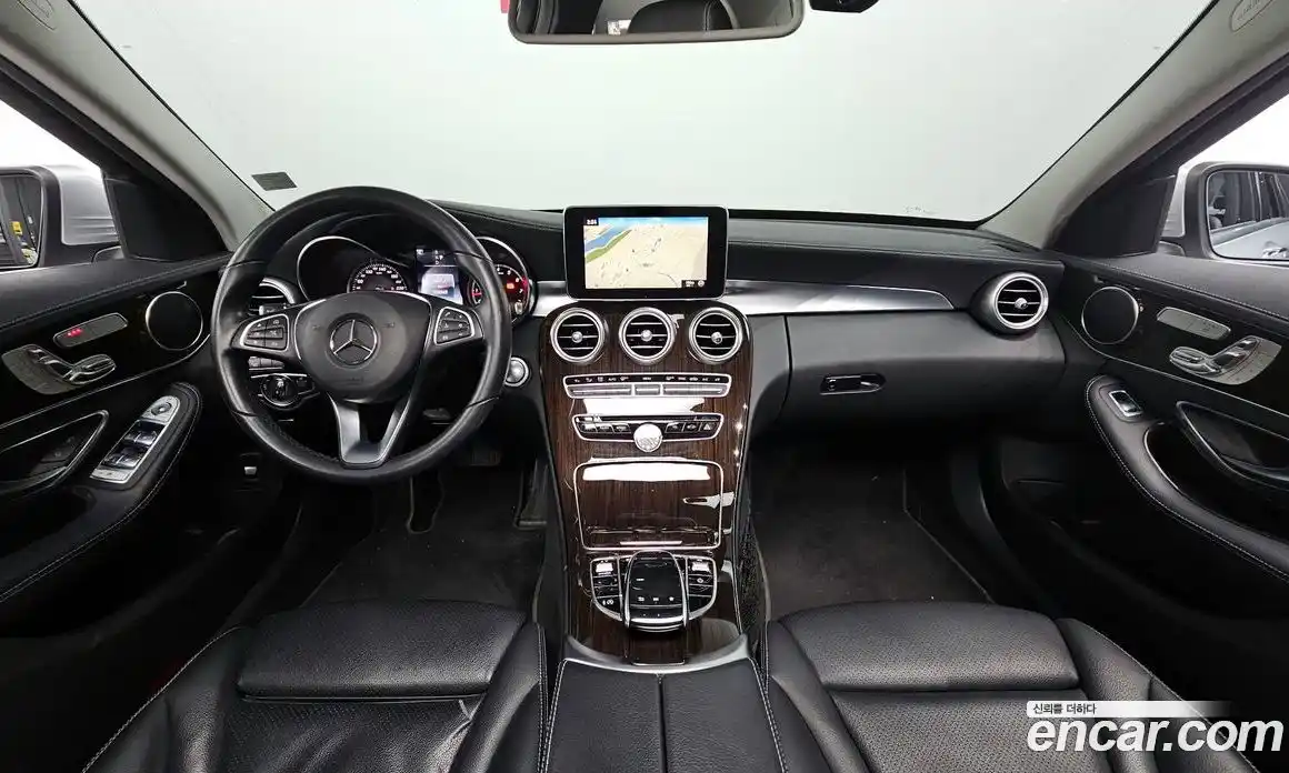 Mercedes-Benz C-Class 2018 2.0 Автомат в Москве № 162087, фото 18