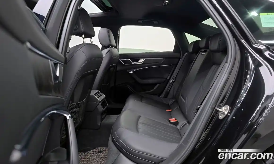 Audi A6 2023 2.0 Автомат в Москве № 162348, фото 13