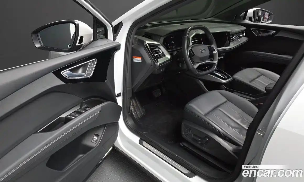 Audi Q4 e-tron 2023 0.2 Автомат в Москве № 162483, фото 15