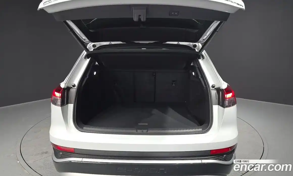 Audi Q4 e-tron 2023 0.2 Автомат в Москве № 162483, фото 17