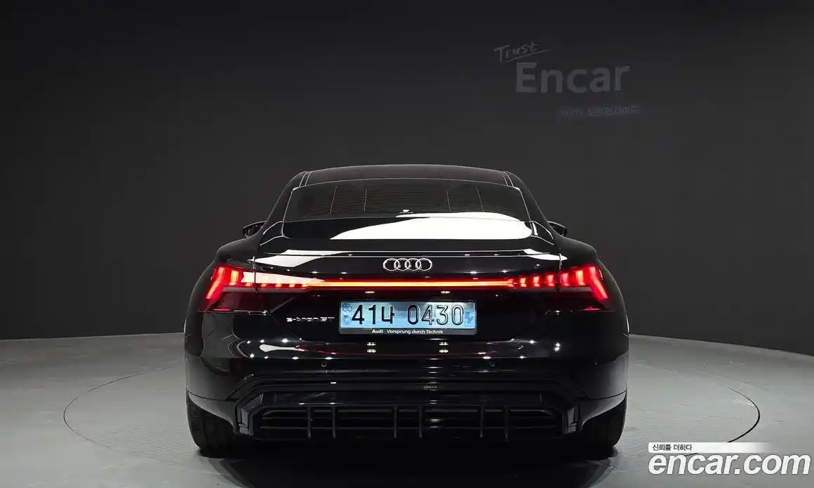 Audi e-tron GT 2022 0.1 Автомат в Москве № 162649, фото 15