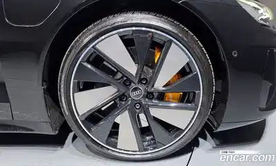 Audi e-tron GT 2022 0.1 Автомат в Москве № 162649, миниатюра 7