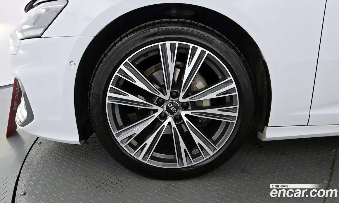 Audi A6 2023 2.0 Автомат в Москве № 162847, фото 13