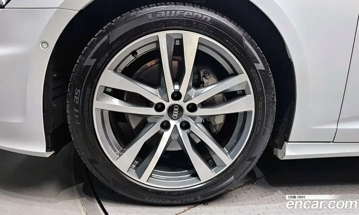 Audi A6 2022 2.0 Автомат в Москве № 162896, фото 3