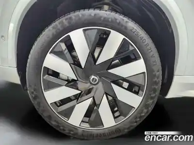 Volvo XC90 2024 2.0 Автомат в Москве № 164735, миниатюра 5