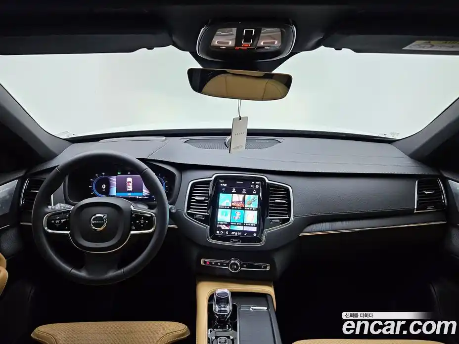 Volvo XC90 2024 2.0 Автомат в Москве № 164735, фото 7