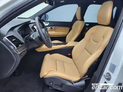 Volvo XC90 2024 2.0 Автомат в Москве № 164735, миниатюра 10