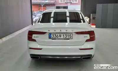 Volvo S60 2021 2.0 Автомат в Москве № 164830, миниатюра 4