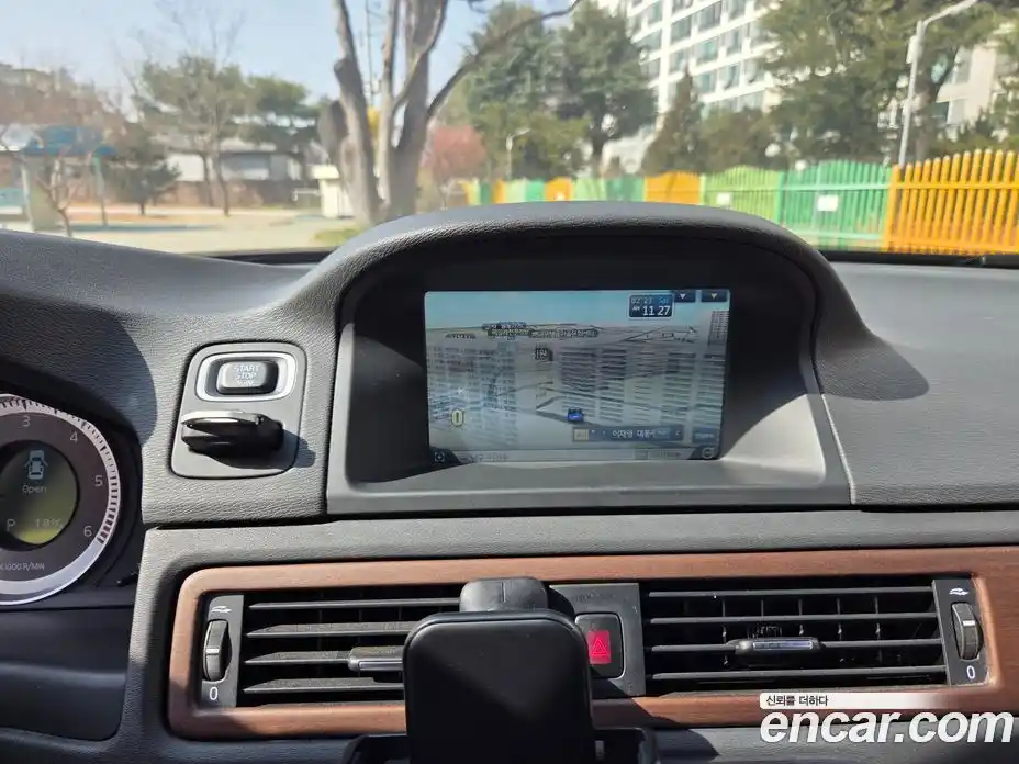 Volvo S80 2013 2.0 Автомат в Москве № 164848, фото 16