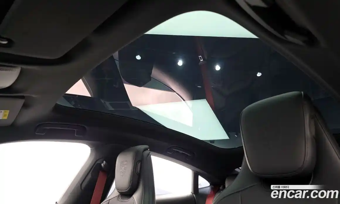 Porsche Taycan 2023 0.1 Автомат в Москве № 164953, фото 15