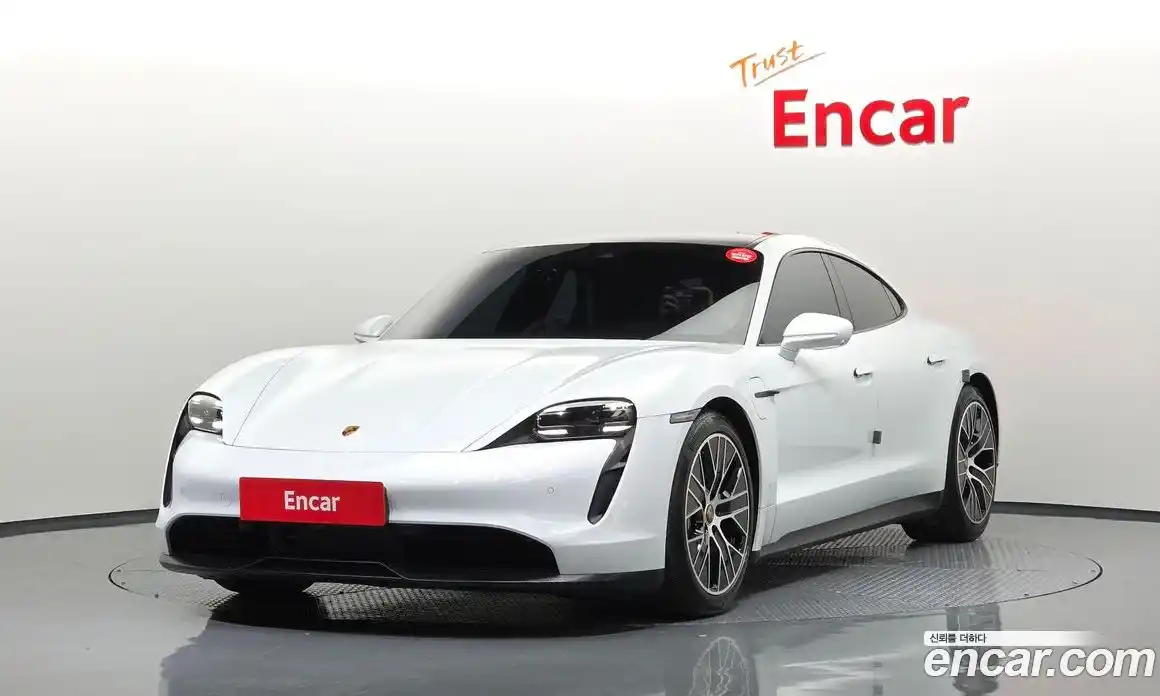 Porsche Taycan 2023 0.1 Автомат в Москве № 164953, фото 3