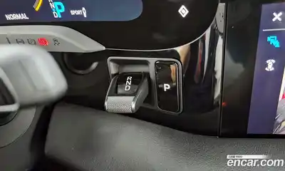 Porsche Taycan 2023 0.1 Автомат в Москве № 164953, миниатюра 9