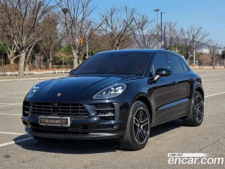 Porsche Macan 2021 2.0 Автомат в Москве № 165069, фото 1