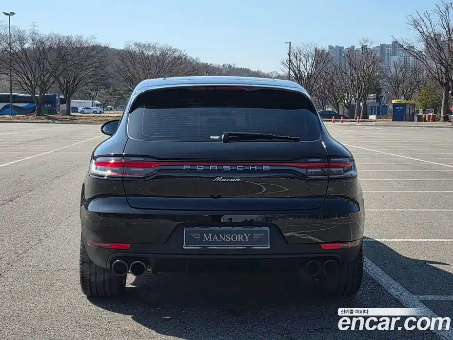 Porsche Macan 2021 2.0 Автомат в Москве № 165069, фото 4