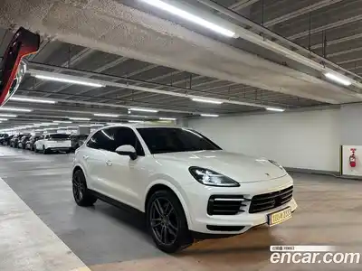 Porsche Cayenne 2023 3.0 Автомат в Москве № 165177, миниатюра 2
