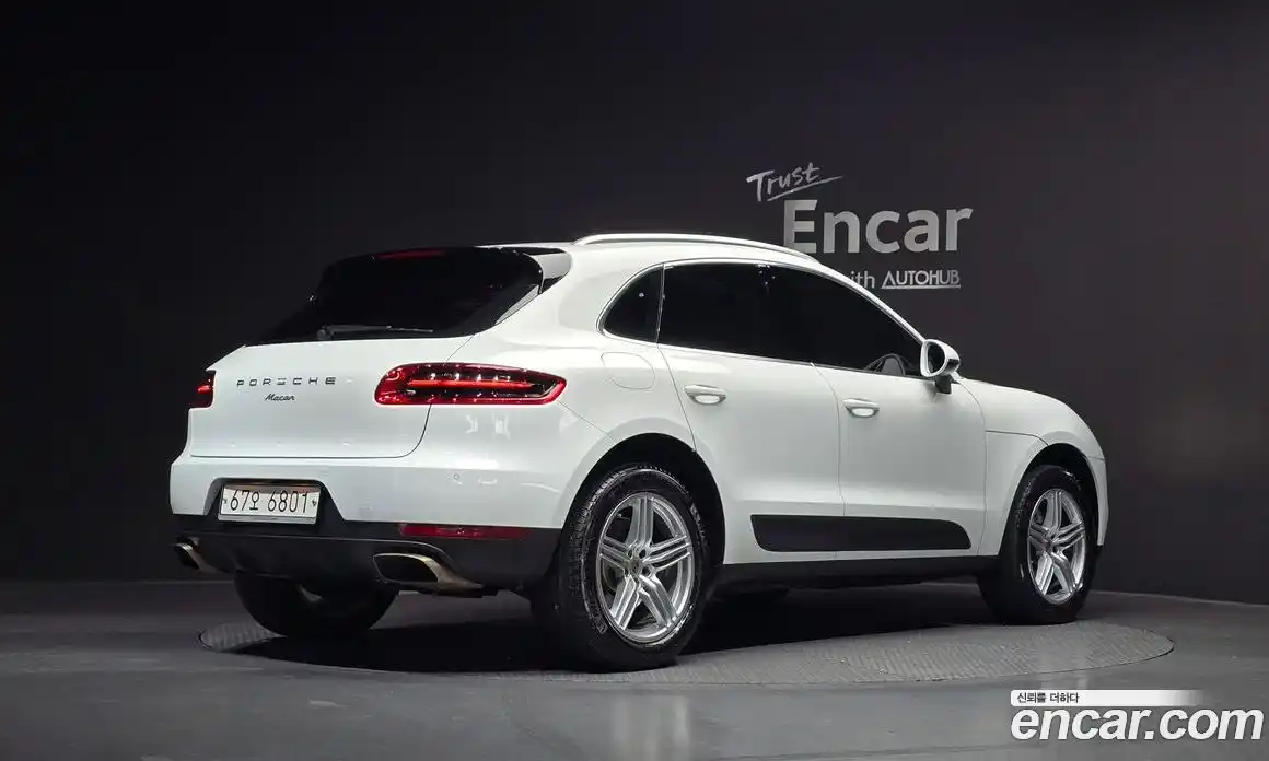 Porsche Macan 2018 2.0 Автомат в Москве № 165375, фото 16
