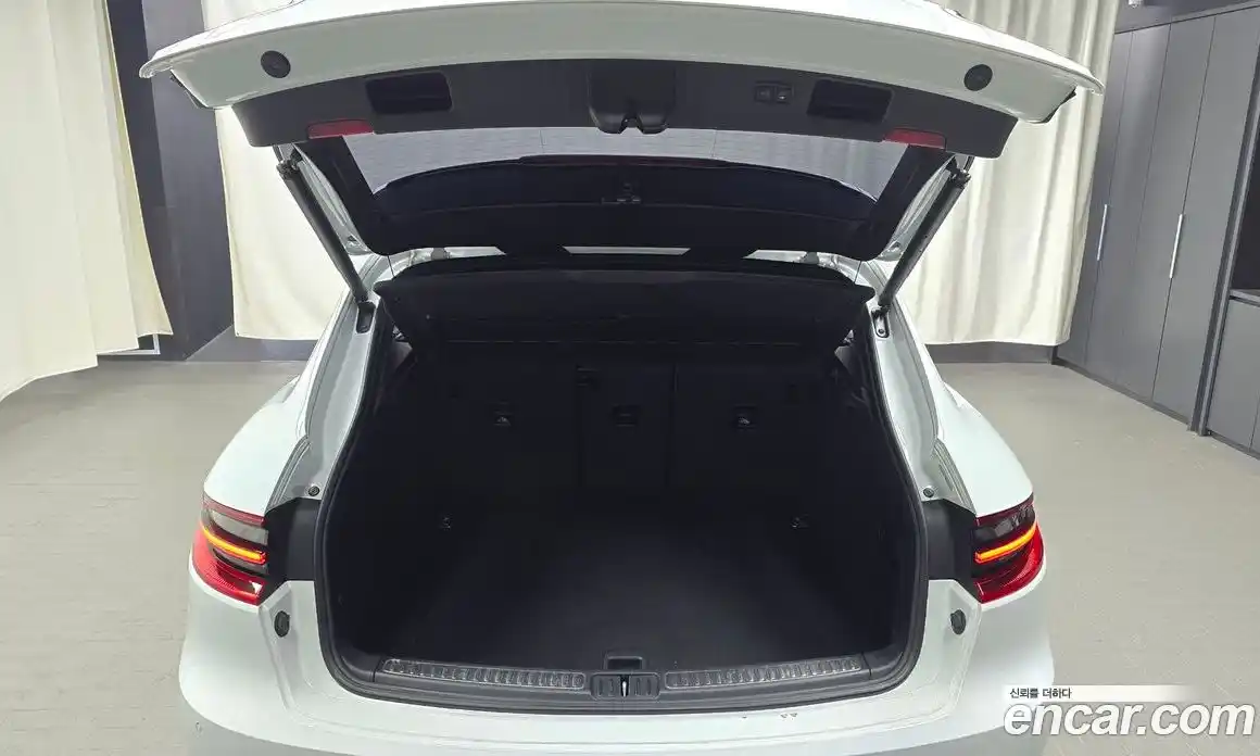 Porsche Macan 2018 2.0 Автомат в Москве № 165375, фото 17