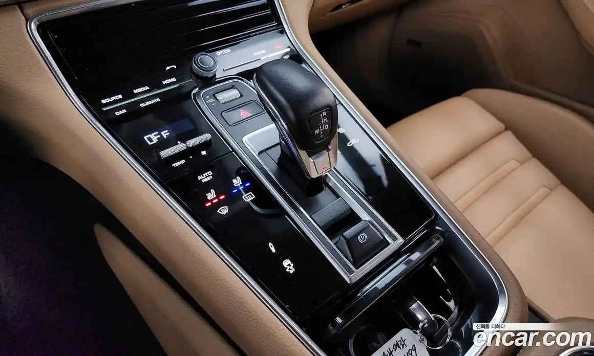 Porsche Panamera 2018 3.0 Автомат в Москве № 165653, фото 9