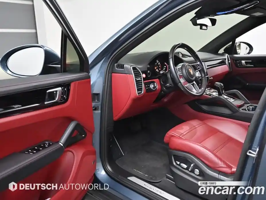 Porsche Cayenne 2020 3.0 Автомат в Москве № 165767, фото 11