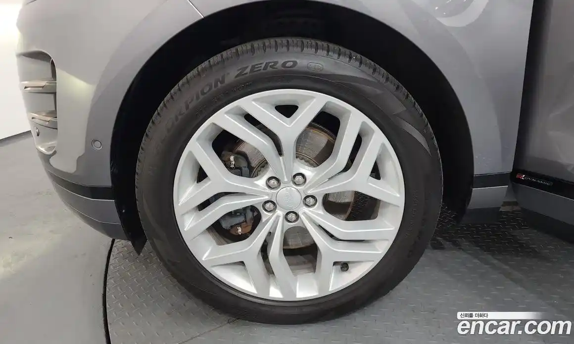 Land Rover Range-Rover Evoque 2021 2.0 Автомат в Москве № 166237, фото 14