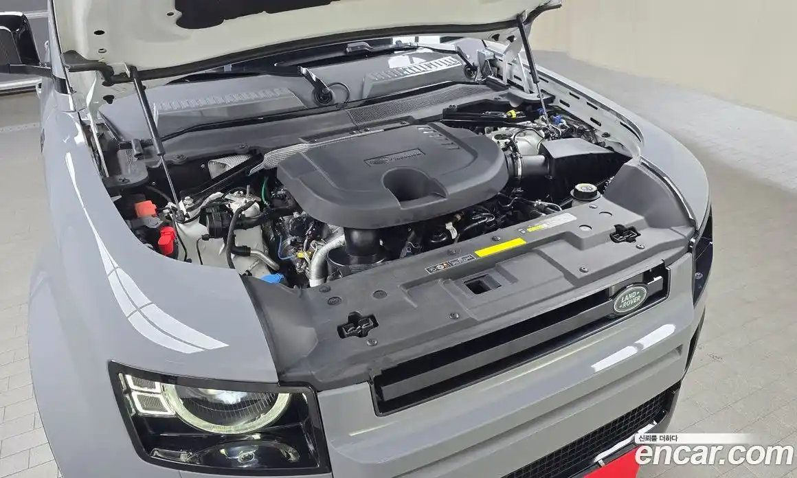 Land Rover Defender 2023 3.0 Автомат в Москве № 166483, фото 19