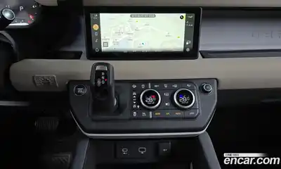 Land Rover Defender 2023 3.0 Автомат в Москве № 166483, миниатюра 8