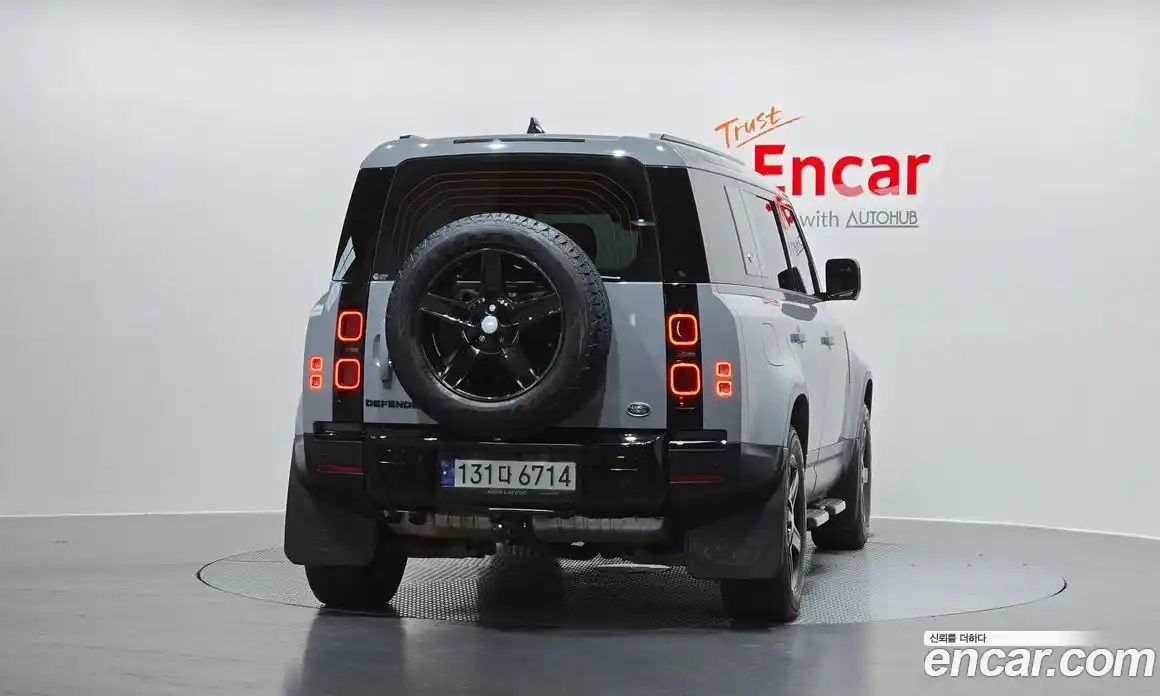 Land Rover Defender 2023 3.0 Автомат в Москве № 166483, фото 9