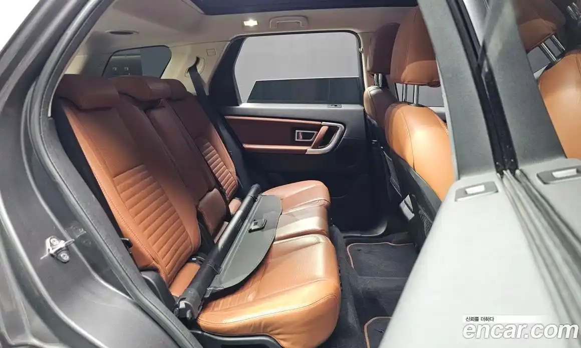 Land Rover Discovery Sport 2016 2.0 Автомат в Москве № 166680, фото 9