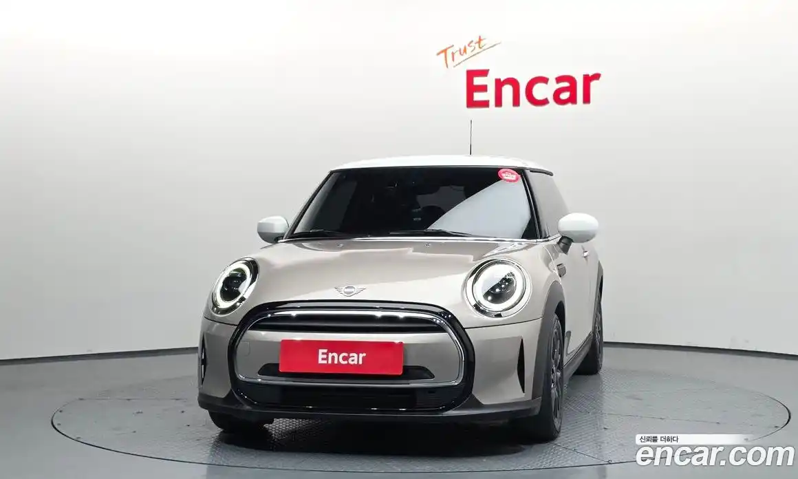 Mini Cooper 2024 1.5 Автомат в Москве № 167010, фото 3