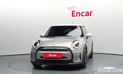 Mini Cooper 2024 1.5 Автомат в Москве № 167010, миниатюра 3