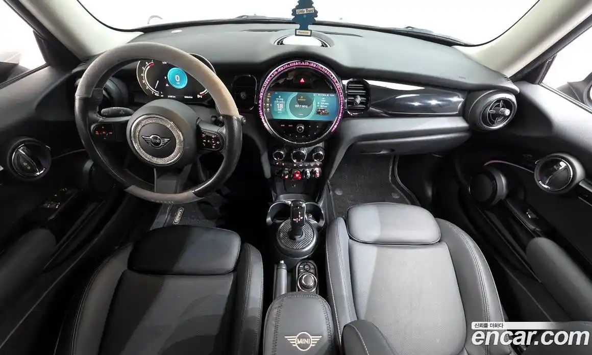 Mini Cooper 2024 1.5 Автомат в Москве № 167010, фото 7