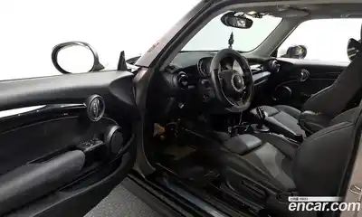 Mini Cooper 2024 1.5 Автомат в Москве № 167010, миниатюра 10