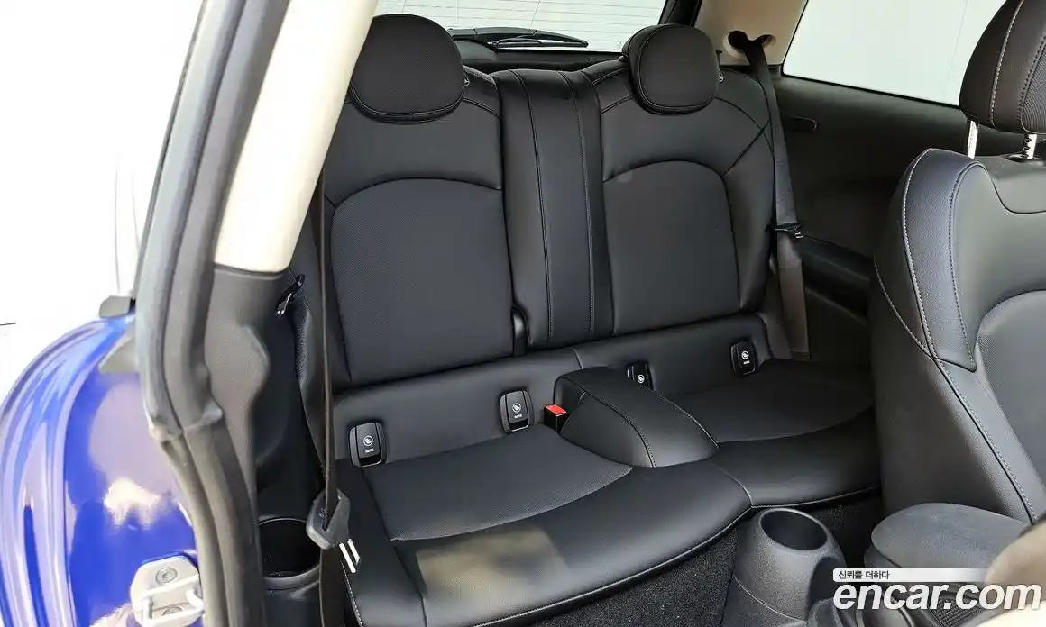 Mini Cooper 2021 2.0 Автомат в Москве № 167204, фото 11